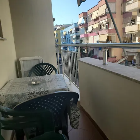 Lion Place Apartment *